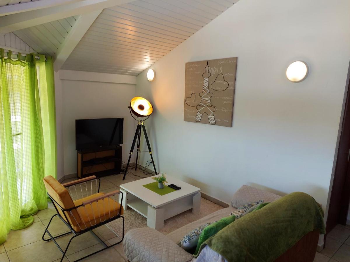 Nana - A 44 - Vue Panoramique- Grand Appartement Cosy Et Lumineux- Cuisine Equipee-Wifi-Clim-Terrasse Cayenne Esterno foto